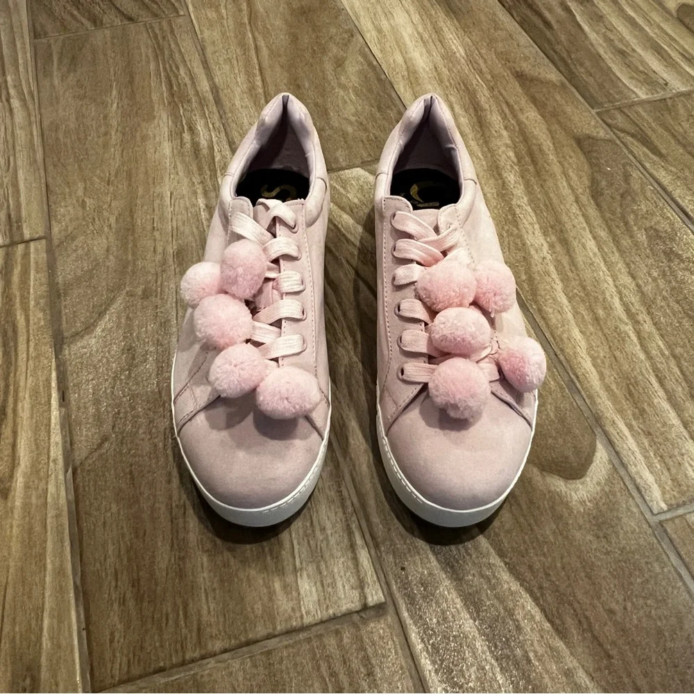 Circus by Sam Edelman Pink Pom Pom Sneakers